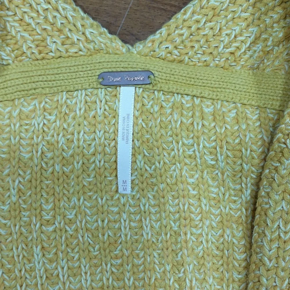 Free People cardigan - Picture 2 of 4